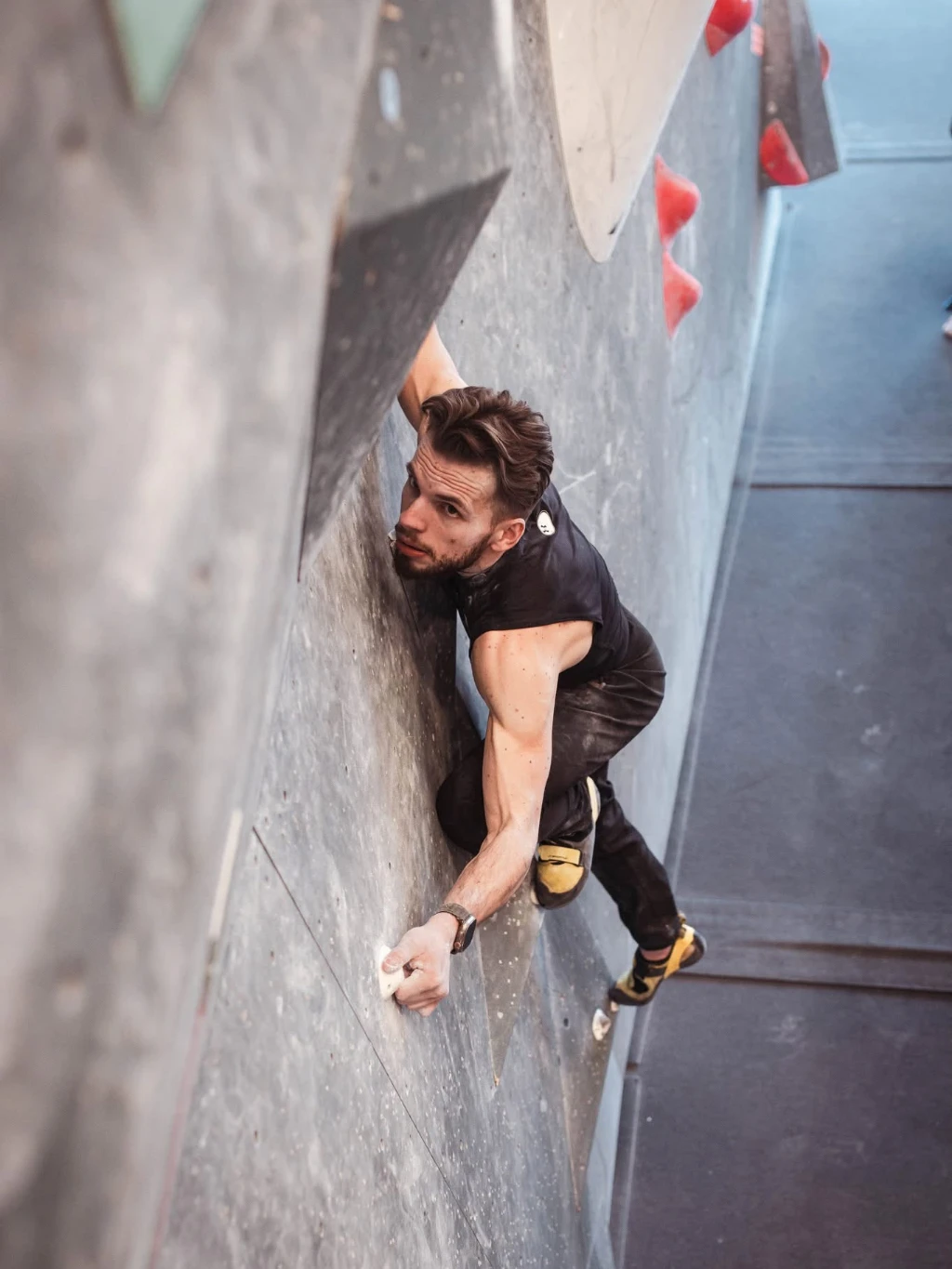 Holistyczny Trener Personalny Karol Domański z Krakowa brał udział we wszystkich edycjach zawodów wspinaczkowych Mood Masters. Holistyczny Trener Personalny Karol Domański z Krakowa brał udział we wszystkich edycjach zawodów wspinaczkowych Mood Masters.